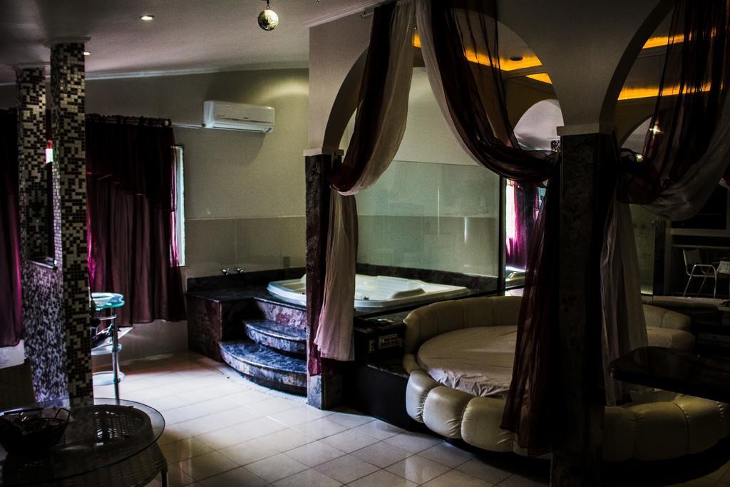 Motel Cozumel (Adults Only) Порту-Алегрі Екстер'єр фото