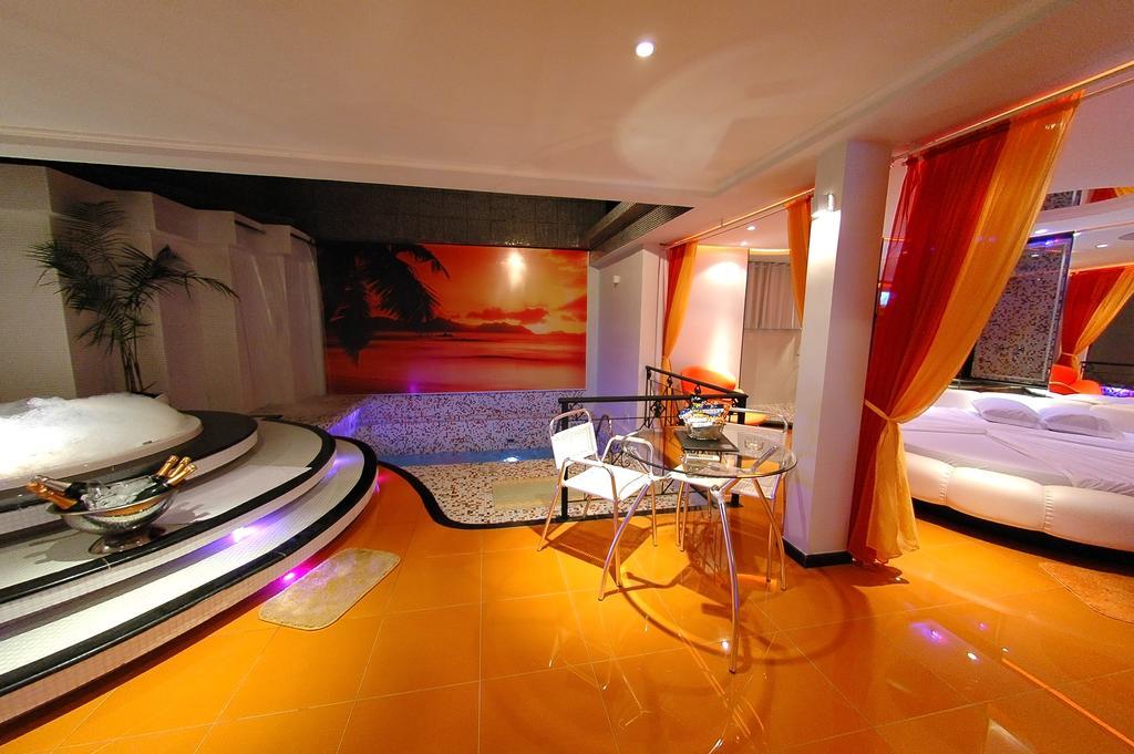 Motel Cozumel (Adults Only) Порту-Алегрі Екстер'єр фото
